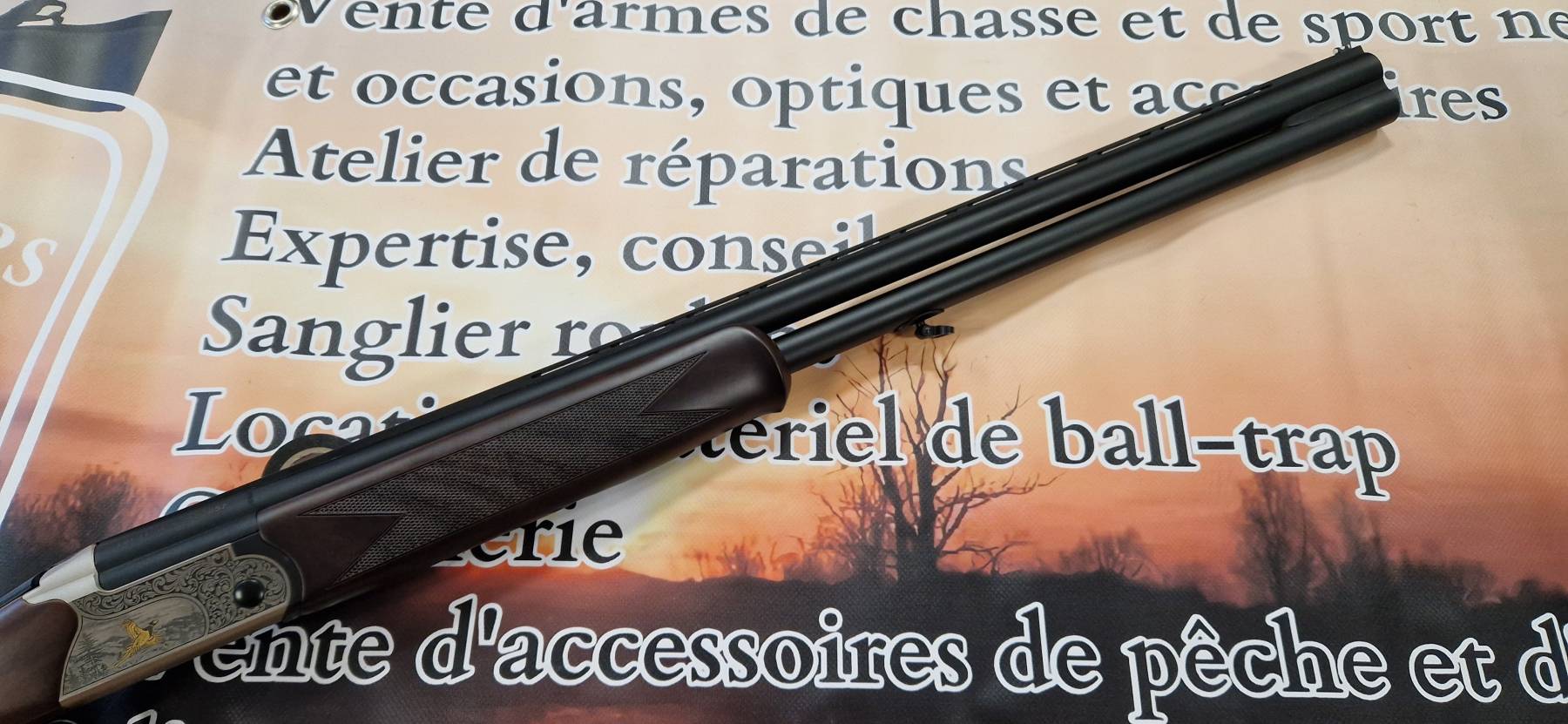 Fusil superposé HUGLU Eagle gravé